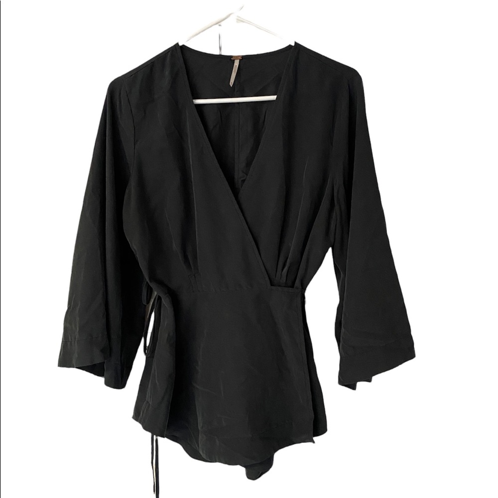 Free People wrap top, black